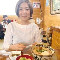 松葉　真美