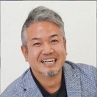 應本　直希