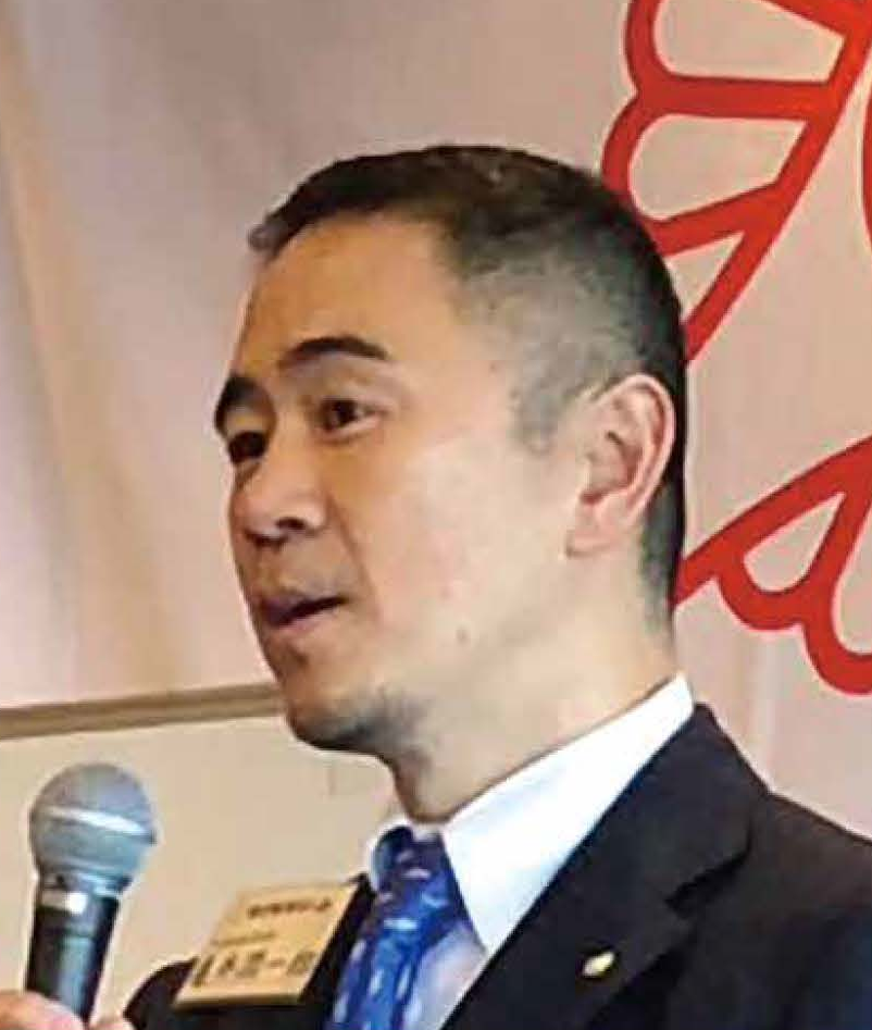 亀井　潤一郎