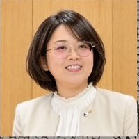 新井　まこと